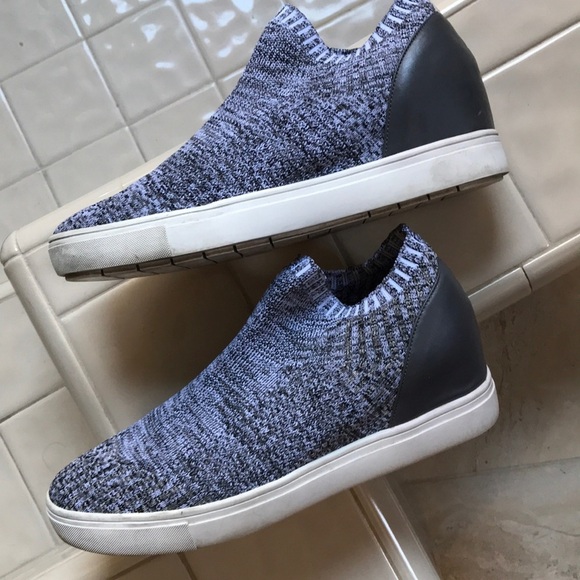 Steve Madden Sly gray, white mesh pull-on sneakers - Picture 2 of 6